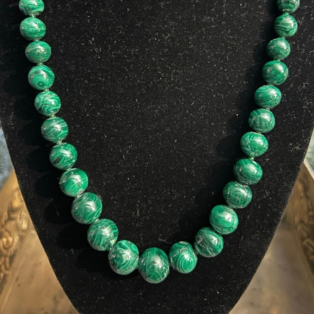 Vintage Authentic Malachite Graduated Bead Necklace Hand Crafted 20 inch